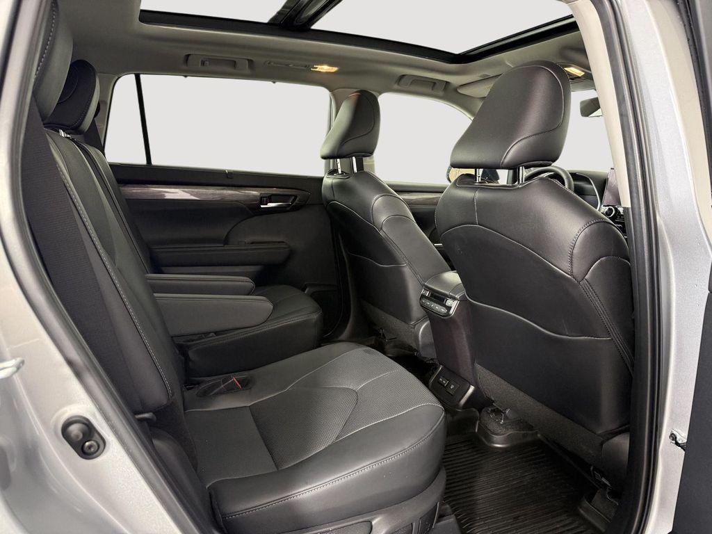 used 2024 Toyota Highlander car, priced at $49,500