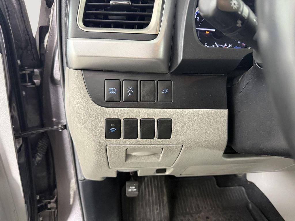 used 2019 Toyota Highlander car, priced at $23,000