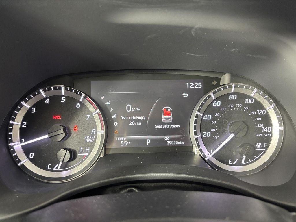 used 2023 Toyota Highlander car, priced at $34,900