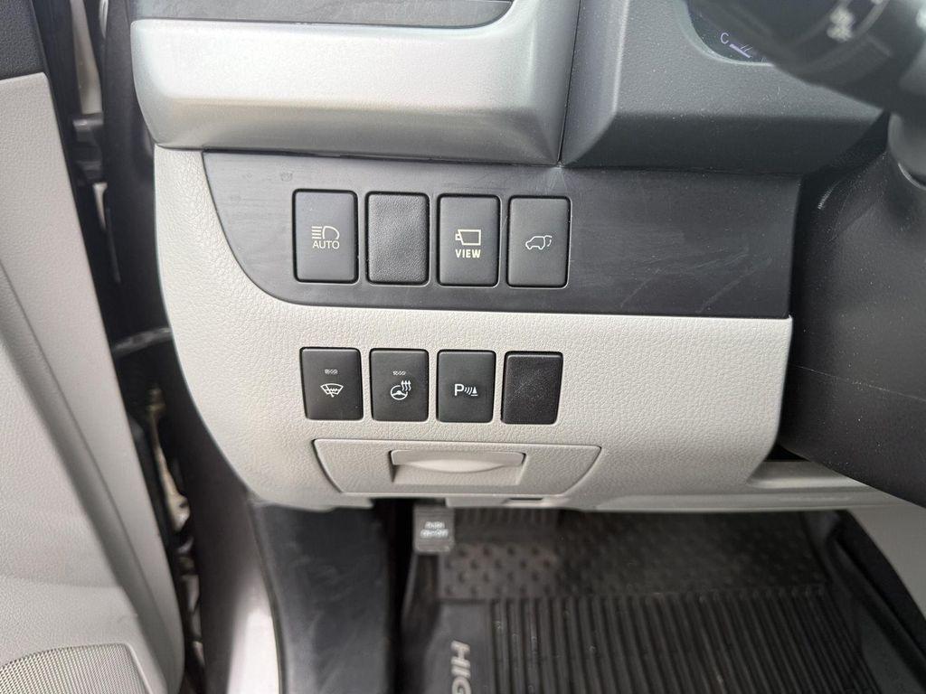 used 2019 Toyota Highlander Hybrid car, priced at $27,000