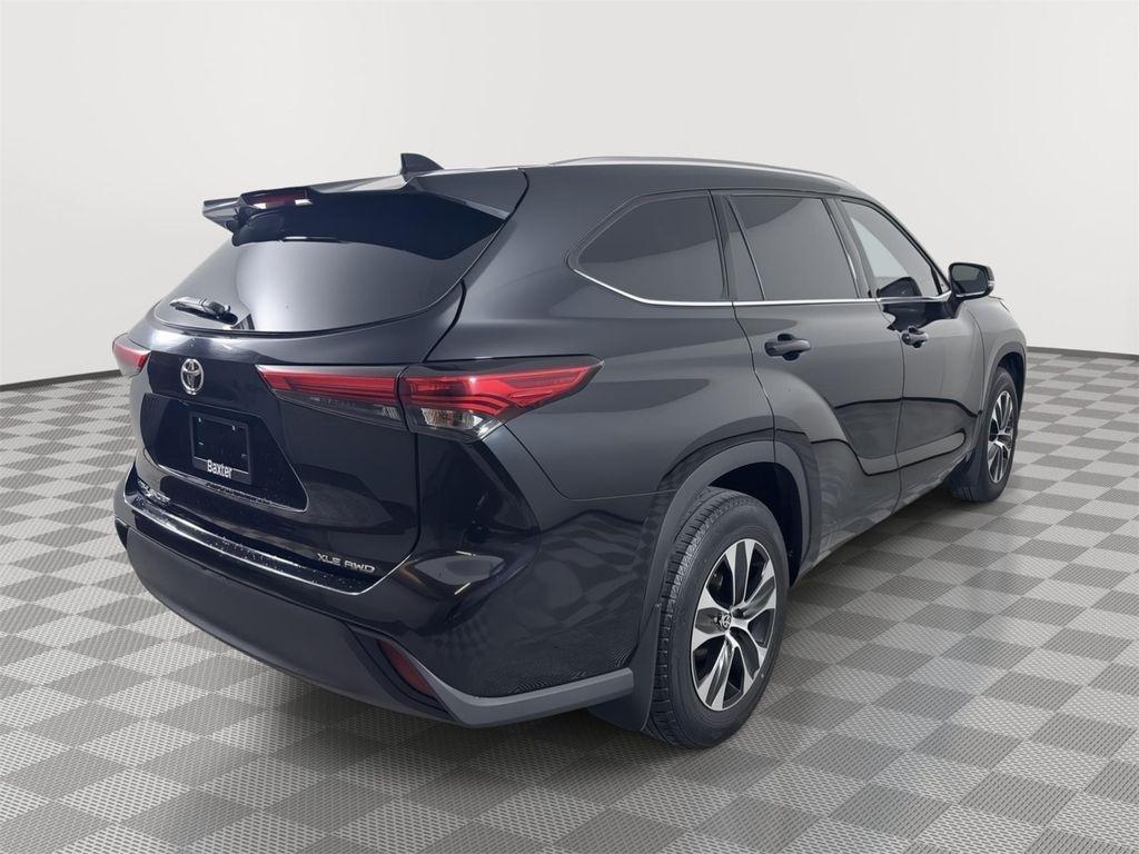 used 2020 Toyota Highlander car, priced at $33,500