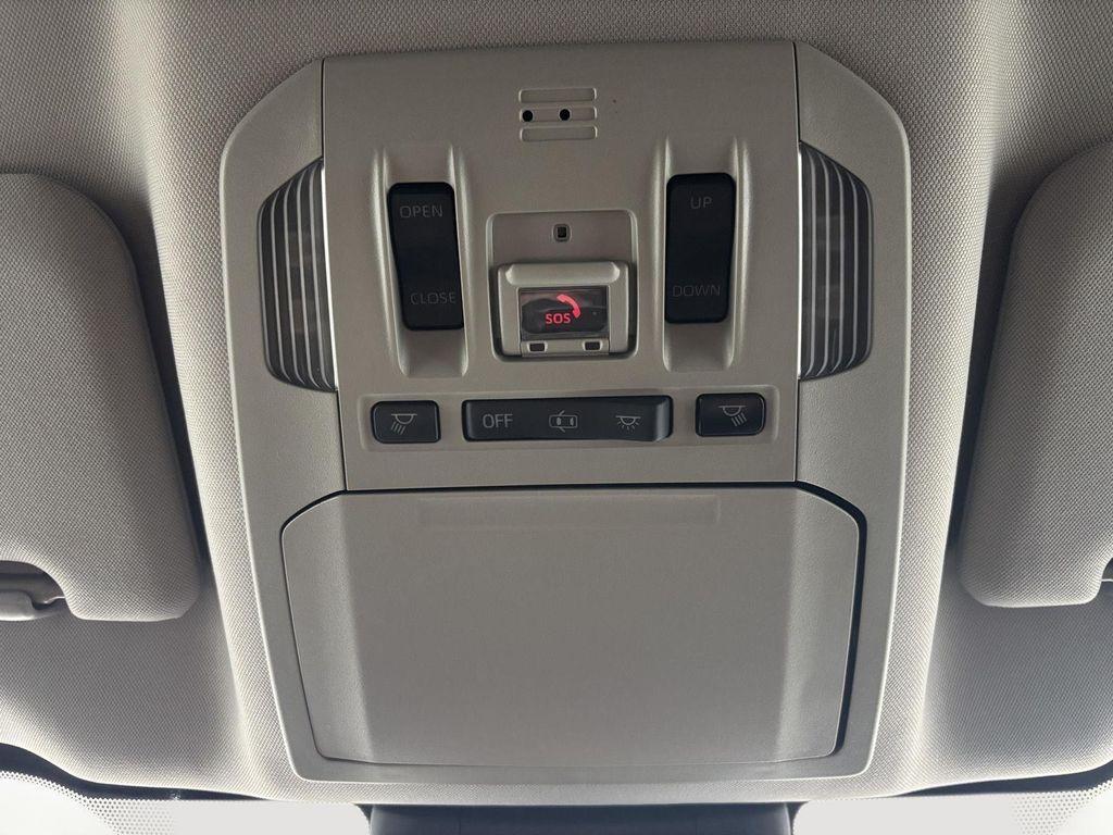 used 2020 Toyota Highlander car, priced at $33,500
