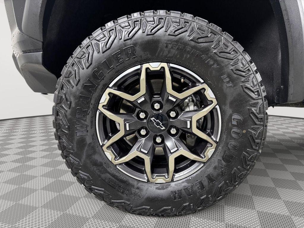 used 2024 Chevrolet Colorado car, priced at $39,000