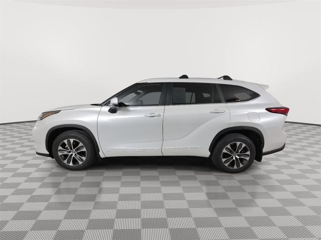 used 2023 Toyota Highlander car, priced at $35,000