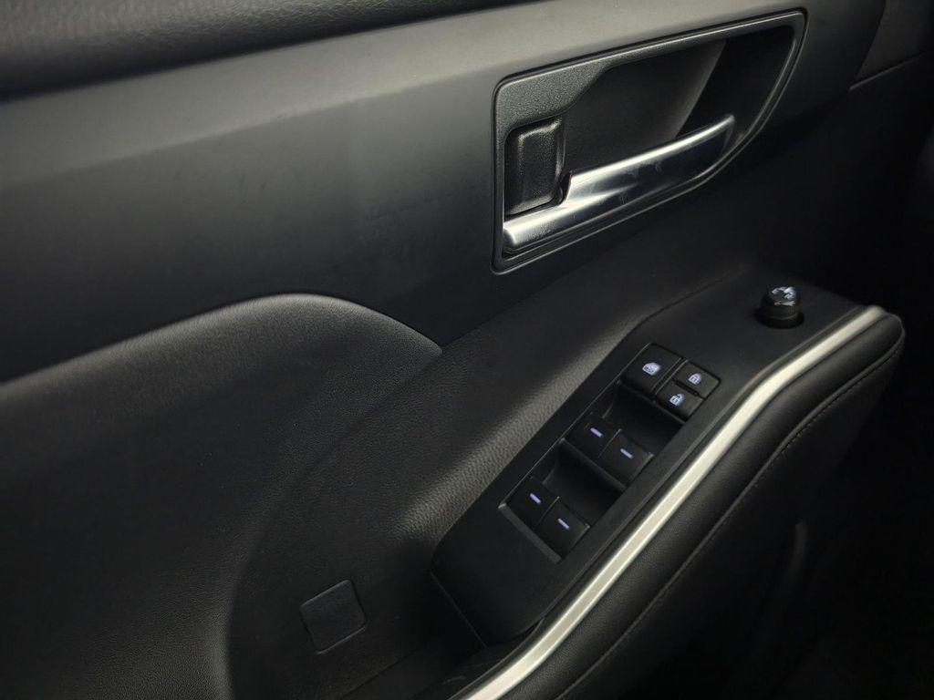 used 2023 Toyota Highlander car, priced at $35,000