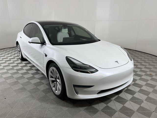 used 2021 Tesla Model 3 car, priced at $19,000