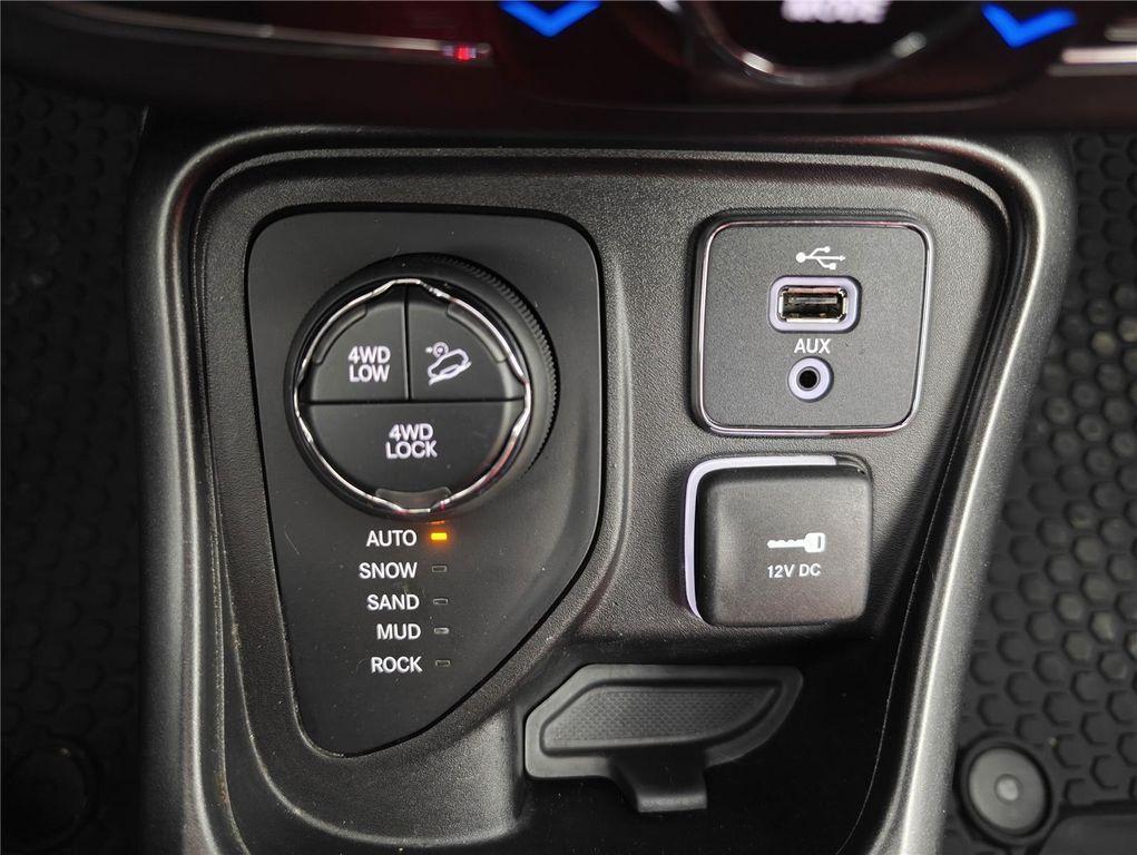 used 2018 Jeep Compass car, priced at $14,000