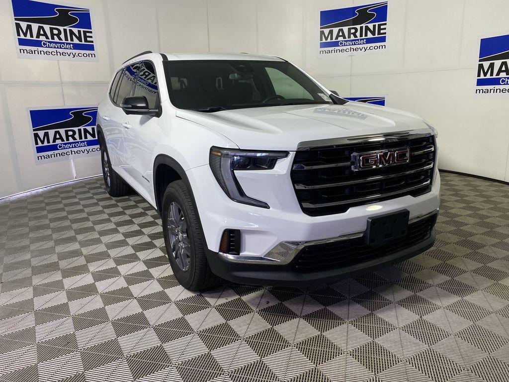 used 2025 GMC Acadia car, priced at $38,900