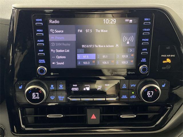 used 2022 Toyota Highlander car, priced at $29,400