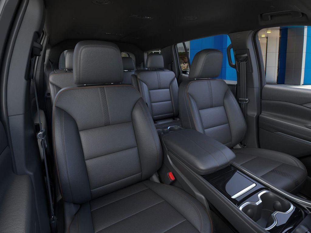 new 2026 Chevrolet Traverse car, priced at $53,595