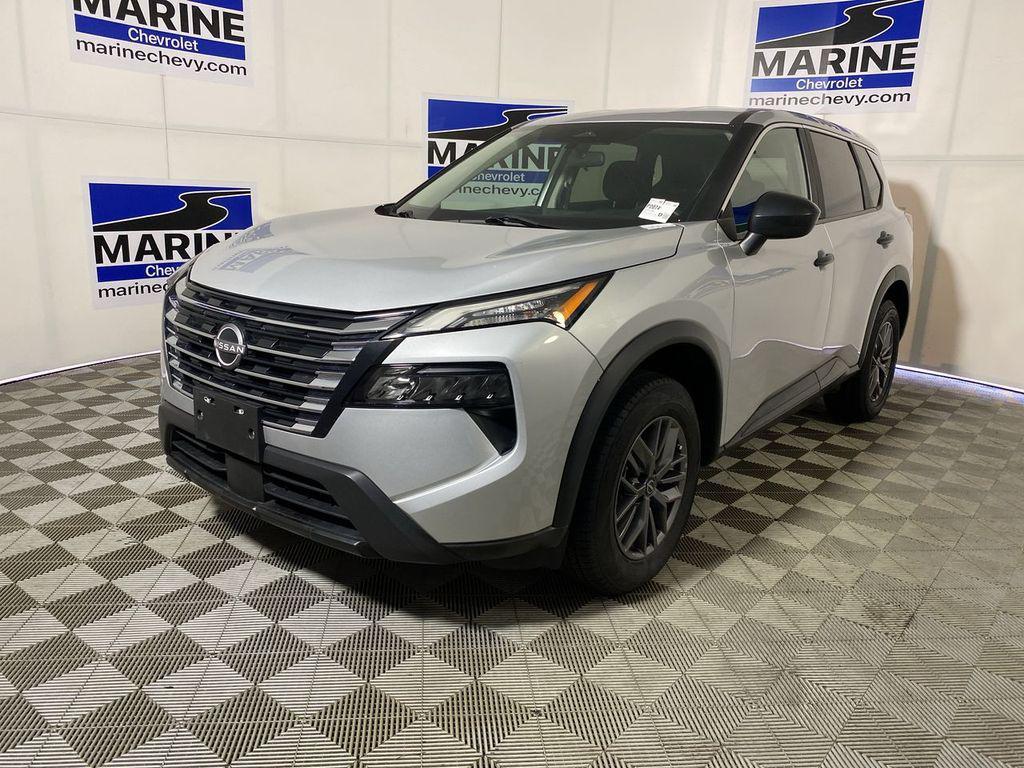 used 2024 Nissan Rogue car, priced at $21,900
