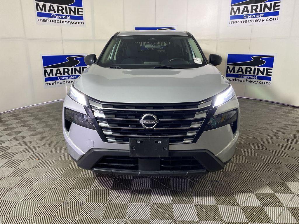 used 2024 Nissan Rogue car, priced at $21,900