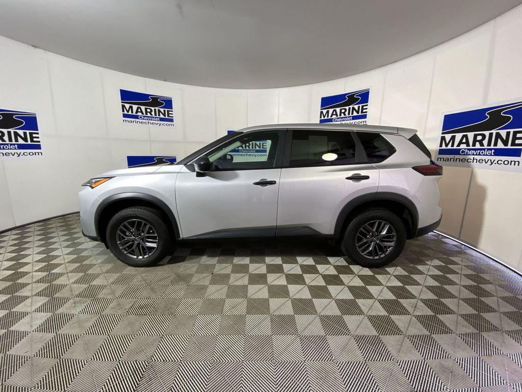 used 2024 Nissan Rogue car, priced at $21,900