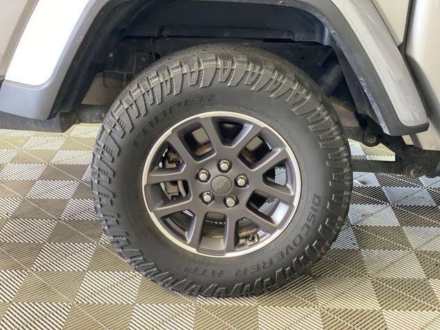 used 2021 Jeep Gladiator car, priced at $31,900