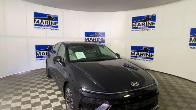 used 2024 Hyundai Sonata Hybrid car, priced at $28,400