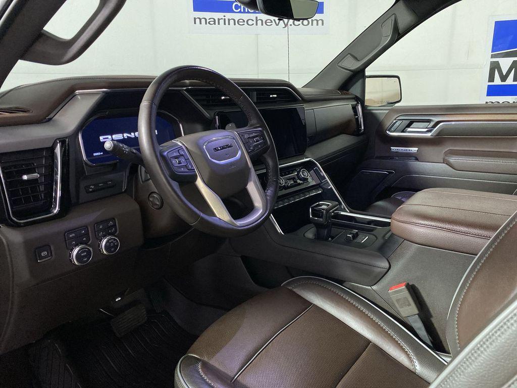 used 2024 GMC Sierra 1500 car, priced at $55,400