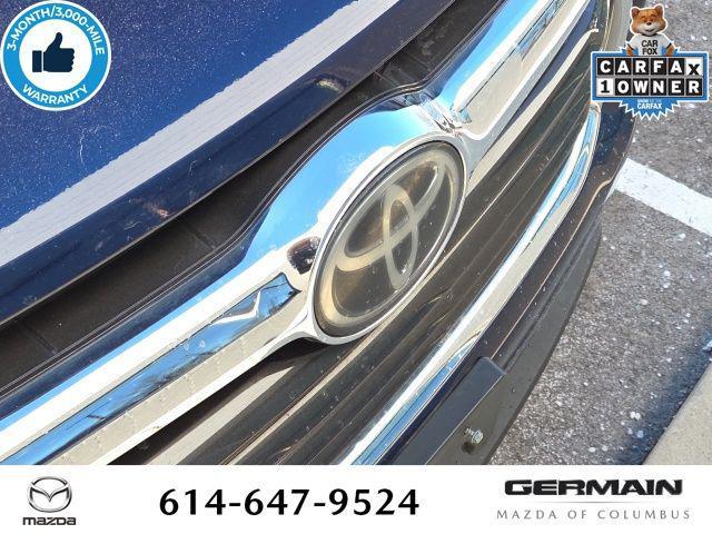 used 2015 Toyota Highlander car, priced at $22,471