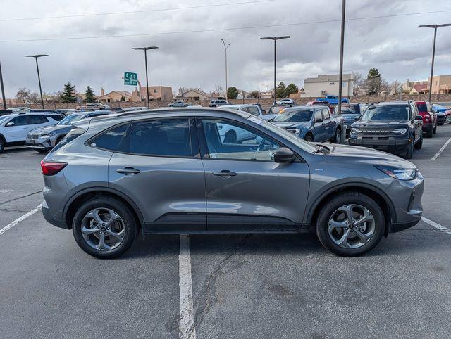 used 2025 Ford Escape car, priced at $25,999