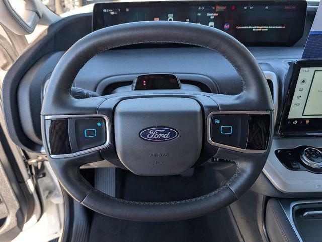 used 2025 Ford Expedition car, priced at $61,110