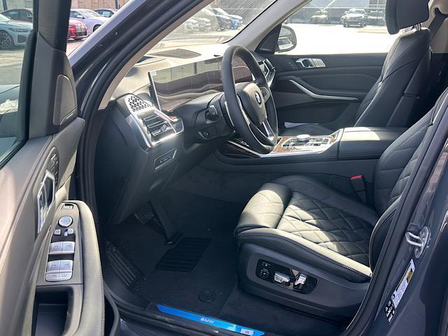 new 2026 BMW X7 car, priced at $96,425