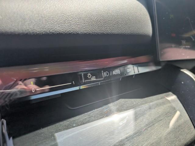 used 2023 BMW X3 car, priced at $39,900