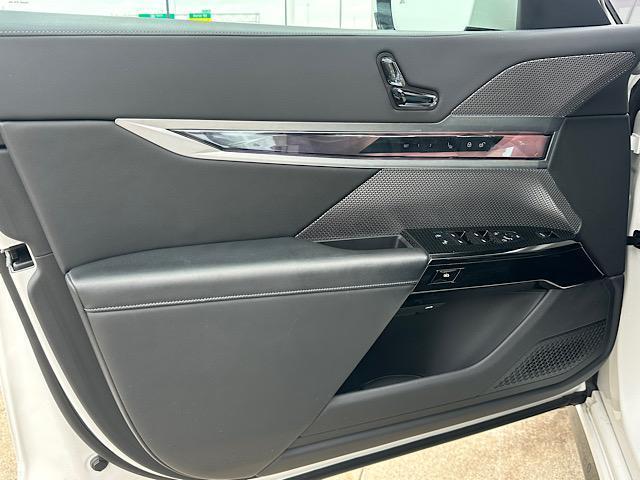 used 2023 BMW 760 car, priced at $79,900