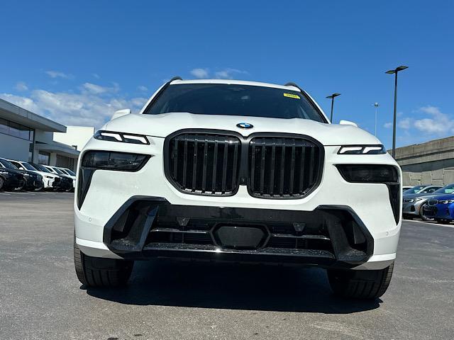 new 2026 BMW X7 car, priced at $101,850