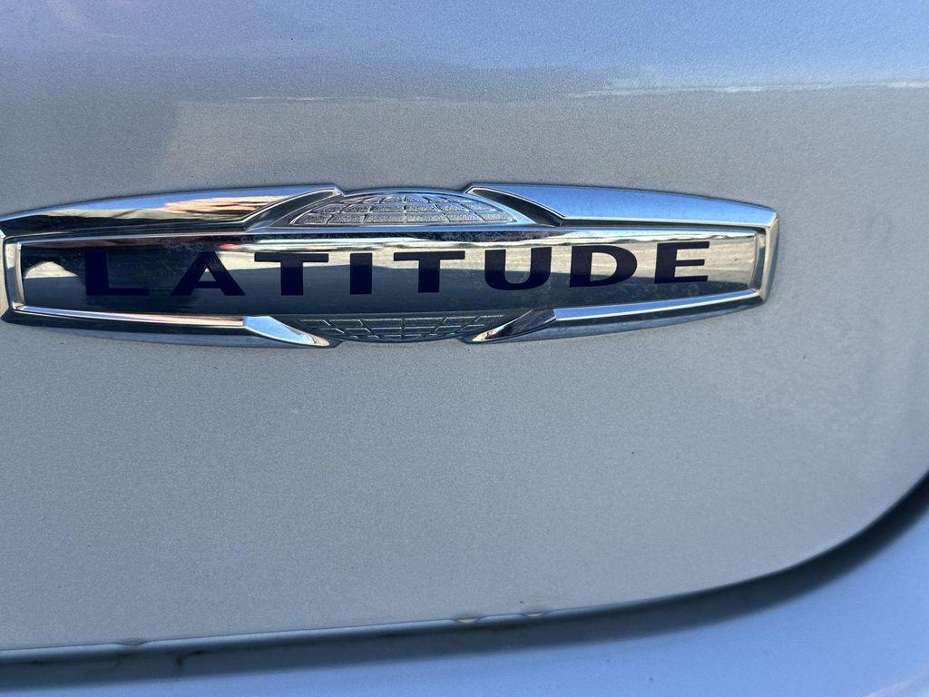 used 2024 Jeep Compass car, priced at $20,995