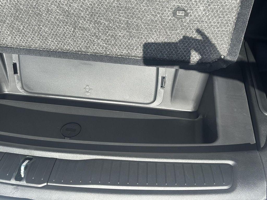 new 2025 Jeep Grand Cherokee L car, priced at $52,495