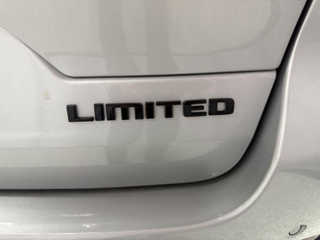 new 2025 Jeep Grand Cherokee car, priced at $48,745