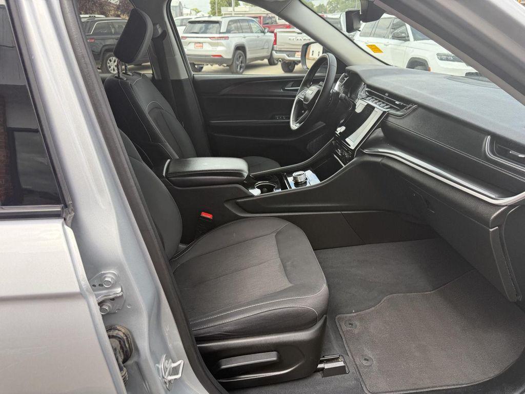 used 2023 Jeep Grand Cherokee L car, priced at $25,895