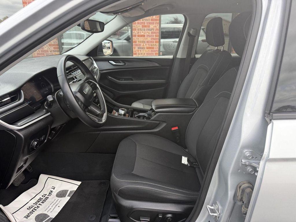 used 2023 Jeep Grand Cherokee L car, priced at $25,895