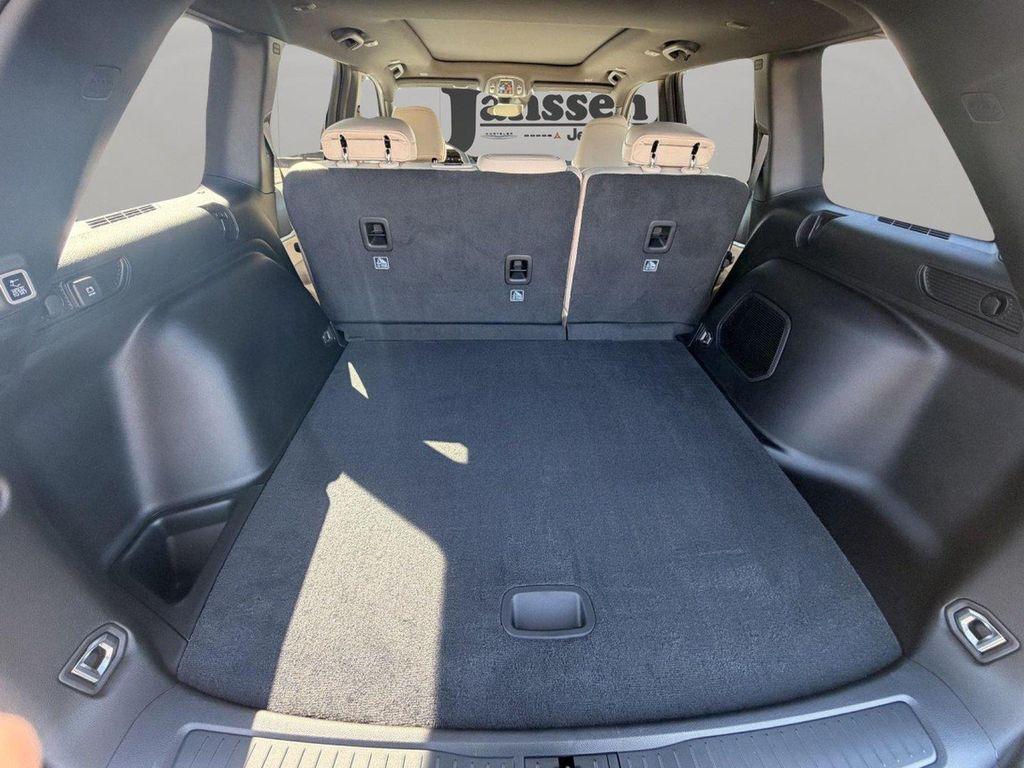 new 2027 Jeep Grand Cherokee car, priced at $52,518