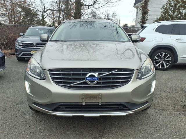 used 2015 Volvo XC60 car, priced at $10,287