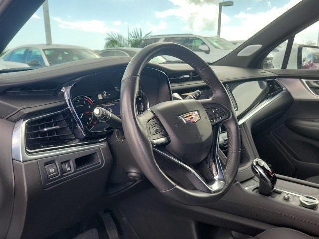 used 2023 Cadillac XT6 car, priced at $35,495