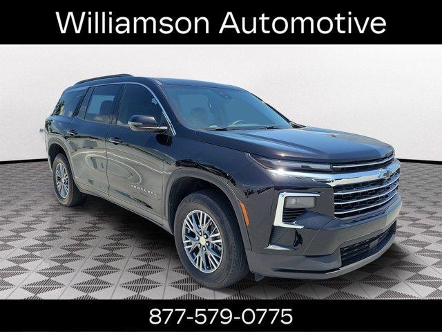 used 2025 Chevrolet Traverse car, priced at $34,990