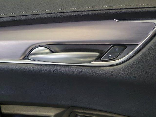 used 2023 Cadillac XT5 car, priced at $27,895