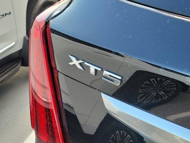used 2023 Cadillac XT5 car, priced at $26,995