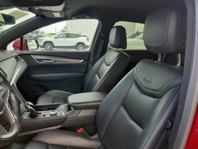 used 2023 Cadillac XT5 car, priced at $25,995