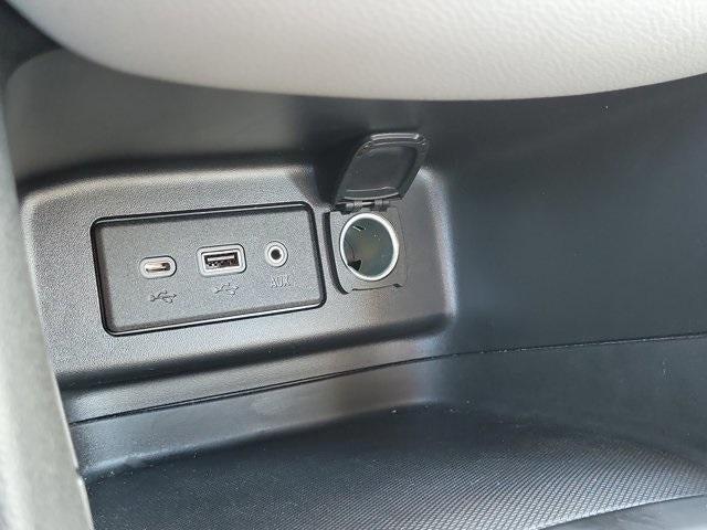 used 2024 Chevrolet Equinox car, priced at $19,895