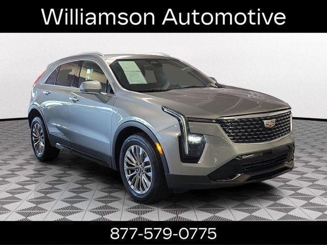used 2024 Cadillac XT4 car, priced at $33,995