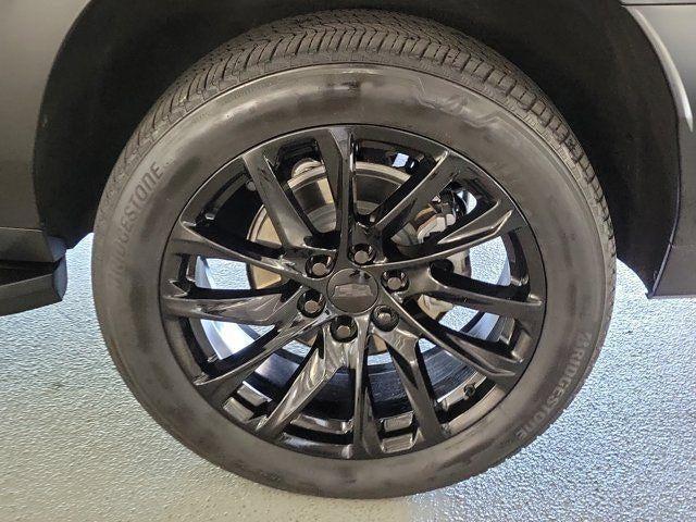 used 2024 Cadillac Escalade ESV car, priced at $84,795