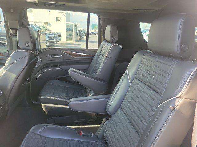 used 2023 Cadillac Escalade ESV car, priced at $80,790