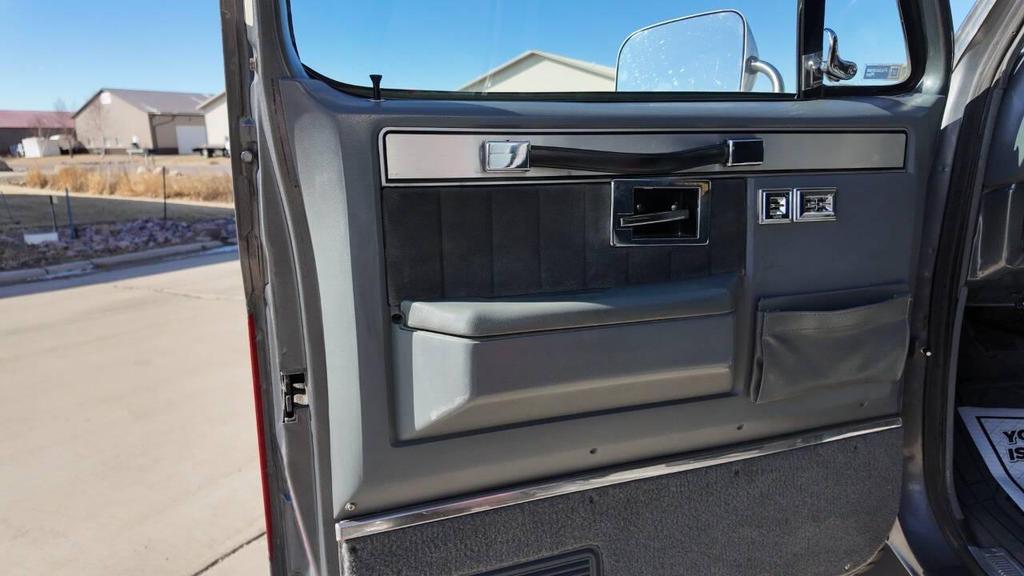 used 1989 Chevrolet Blazer car, priced at $37,995