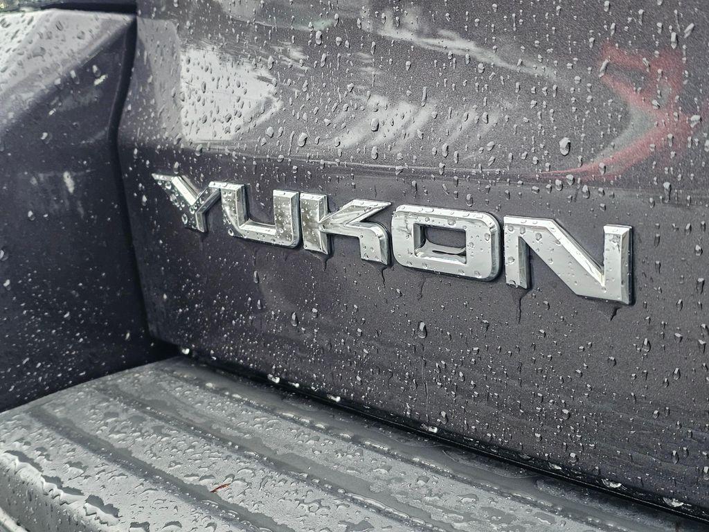 used 2015 GMC Yukon car, priced at $18,850