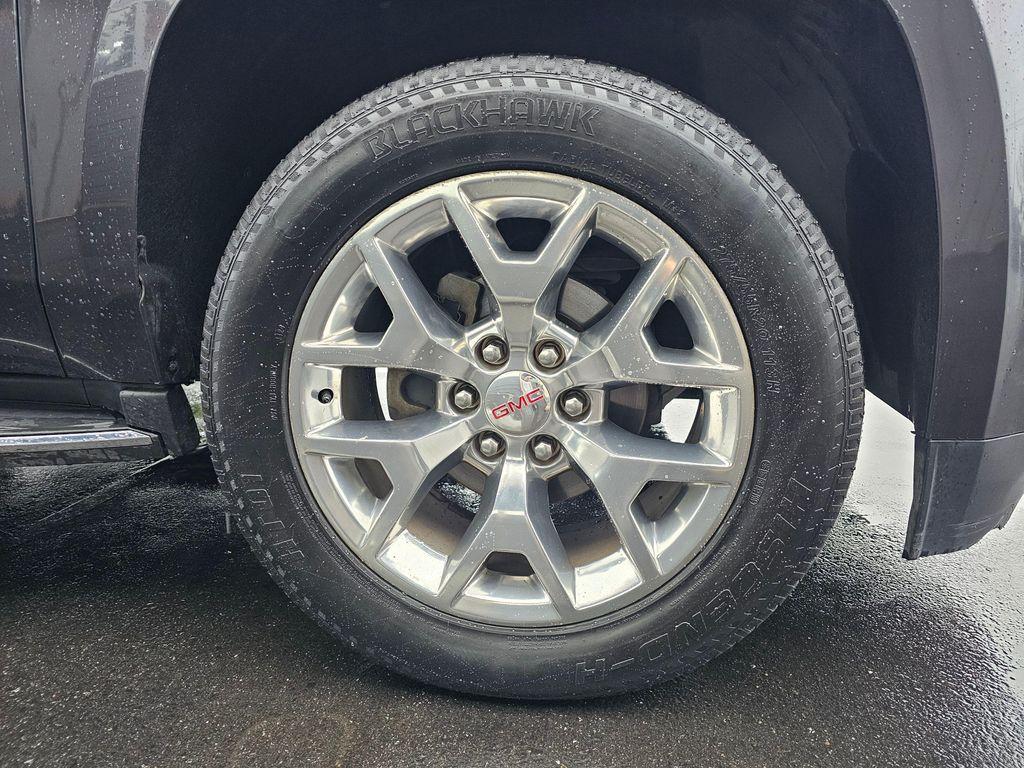 used 2015 GMC Yukon car, priced at $18,850