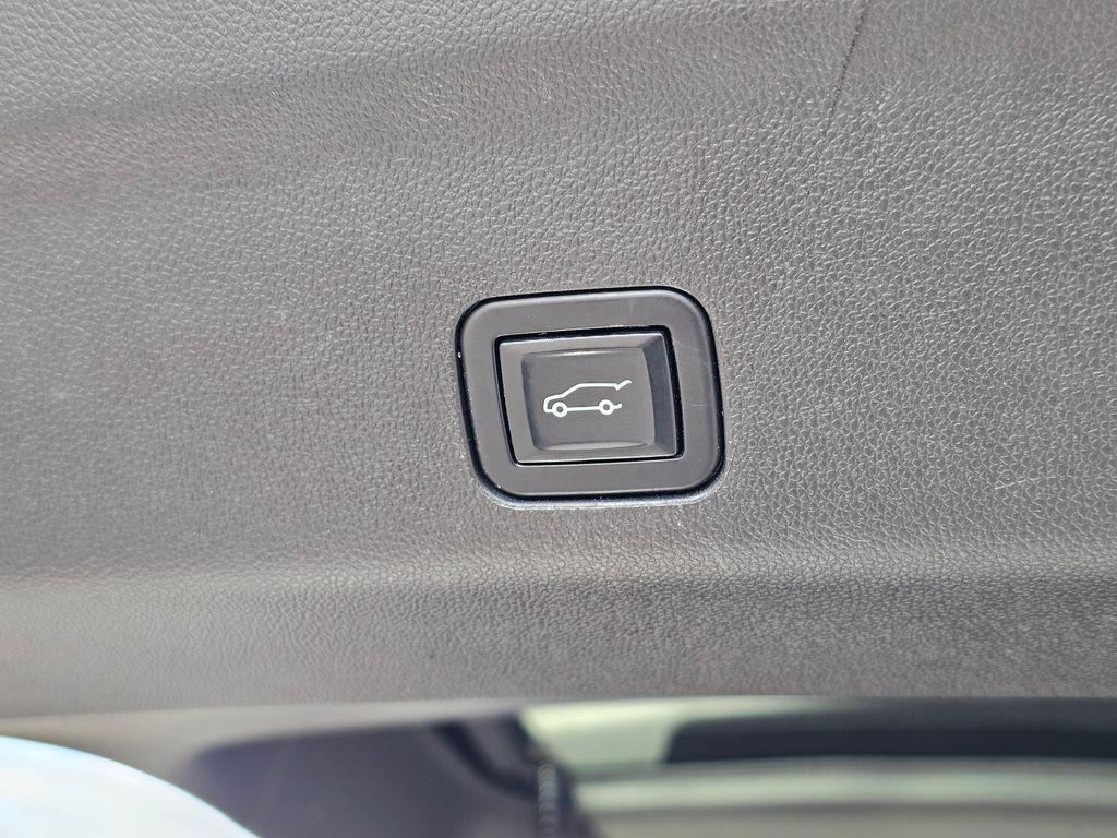 used 2022 Chevrolet Tahoe car, priced at $51,850