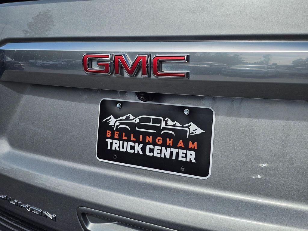 used 2024 GMC Yukon XL car, priced at $69,850