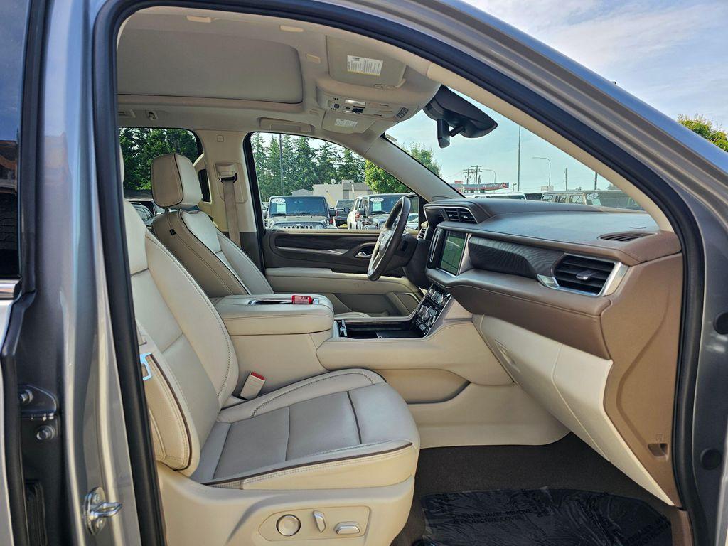 used 2024 GMC Yukon XL car, priced at $69,850