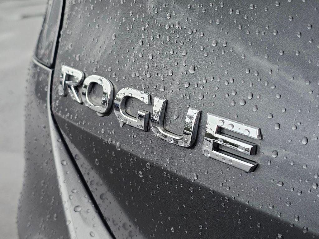 used 2015 Nissan Rogue car, priced at $13,850